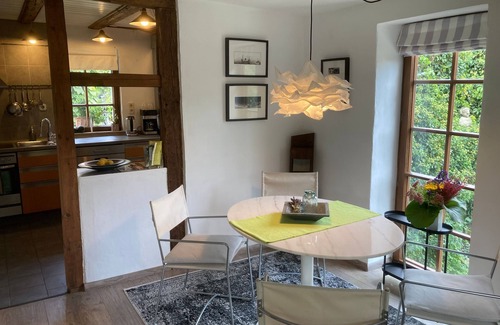 Bischleben Apartment | Vacation - Domicile Anne Gera