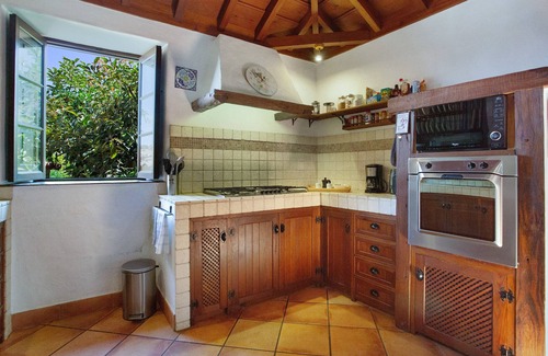 San Juan de la Rambla House | Vacation Home 'La Casona De La Rambla' with Sea View, Private Garden, Hydromassage bathtub