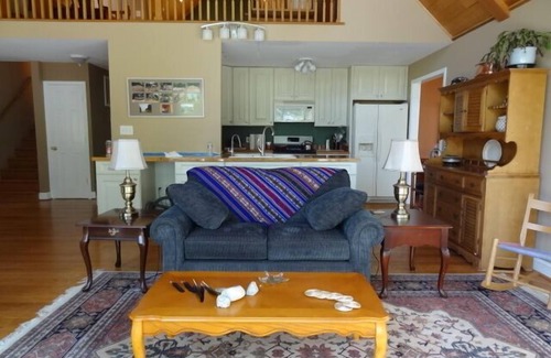 Deltaville House | Vacation Getaway on Chesapeake Bay