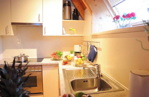 Dorumer Neufeld House | Vacation home "MoinMoin" - Experience maritime charm on the Wurster North Sea coast!