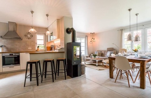 Dierhagen Strand House | Vacation home "SiebenFinken"