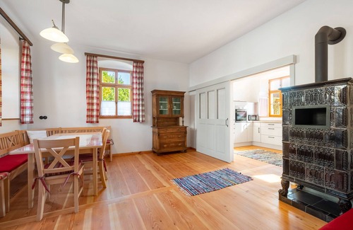 Neunburg vorm Wald Apartment | Vacation home 120sqm with tiled stove