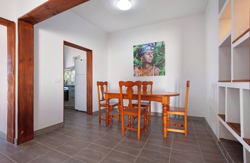 Puerto del Rosario House | Vacation Home 'Casa Vieja' with Mountain View, Private Pool and Wi-Fi