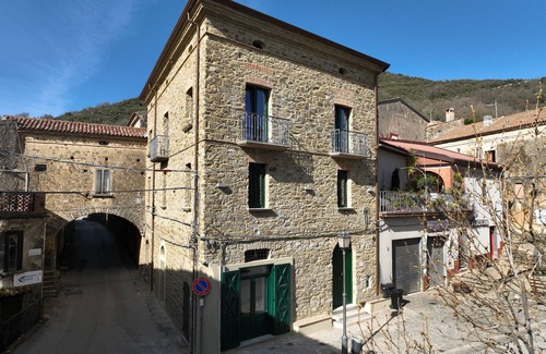 San Mauro Cilento Apartment | Vacation Homes "Il Palazzetto" - Red Apartment