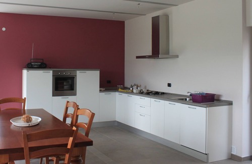 Serralunga d'Alba Cottage | Vacation home surrounded by the vineyards of Barolo