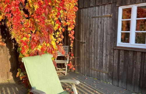 Helmbrechts Apartment | Vacation home (115sqm) with garden