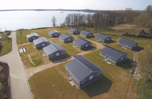 Klein Wittensee House | Vacation home (78m²) with lake view for 4 people with pet