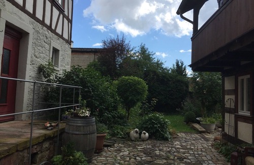 Grossenbrach Apartment | Vacation home (85sqm) with great garden