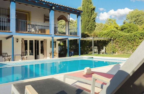 Beas de Segura House | Vacation Home "Alojamiento Rural El Azamur" with Mountain View, Shared Pool & Wi-Fi