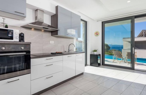 Zurkovo House | Vacation home Albi by Interhome