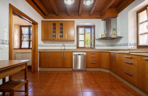 Albandi House | Vacation Home "Aldea Salguero" with Wi-Fi