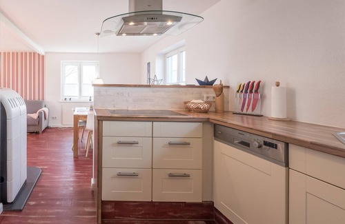 Nordstrand House | Vacation home Altes Schäferhaus on Nordstrand for up to 4 people