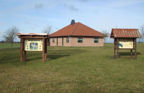 Bismark House | Vacation home Am Wolfspfad with wildlife observation, unique nature, near Waldbad