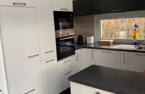 Markt Erlbach House | Vacation home Annemie - very cozy and modern house with a beautiful garden