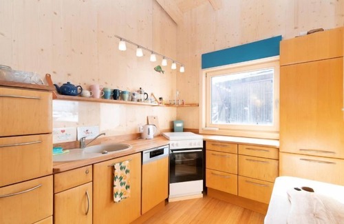 Leithen House | Vacation home Shakti by Interhome
