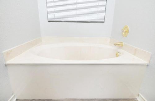 San Antonio House | Vacation home at the San Antonio Medical Center-UTSA, Sea world, airport