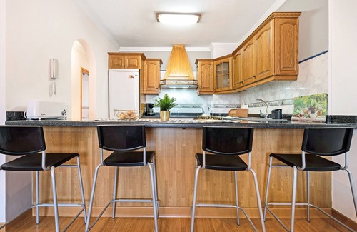 La Orotava House | Vacation Home 'Atico Mencey' with Sea View, Private Terrace & Wi-Fi