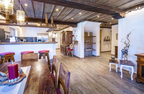 Forstau House | Vacation home Aualm by Interhome