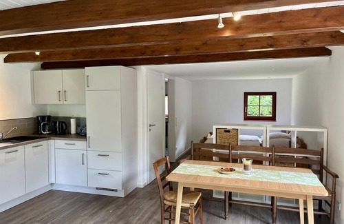 Wiefelstede House | Vacation home "Blockhaus am Waldrand" - vacation home, shower and bath, WC