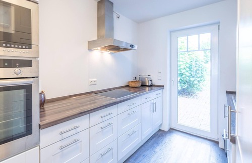 Husum House | Vacation home "Bootshaus" in Husum for up to 4 people