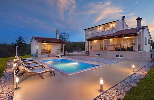 Bartici House | Vacation home Bura by Interhome