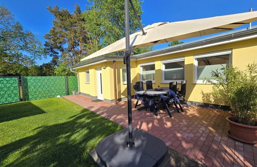 Mullrose House | Vacation home by the forest in Müllrose. Fully furnished and refurbished. Near the lake