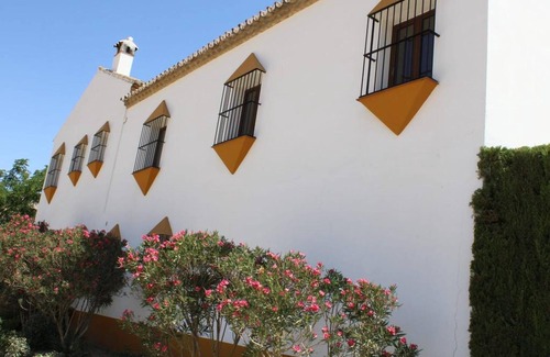 Teba House | Vacation Home "Casa El Castillo" with Mountain View & Shared Pool