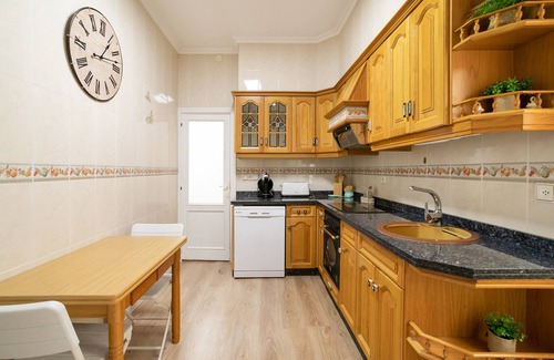 Agost House | Vacation Home "Casa Ilusion" with Private Terrace & Wi-Fi