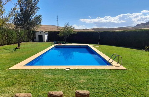 Teba House | Vacation Home "Casa La Camorra" with Mountain View & Shared Pool