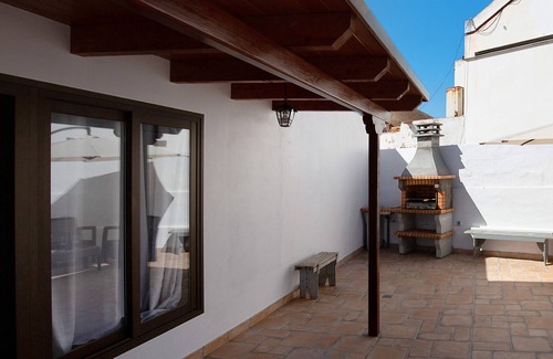 Betancuria House | Vacation Home 'Casa Milagrito Betancuria' with Terraces & Wi-Fi