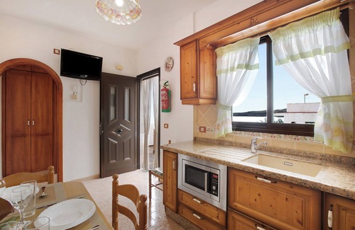 Las Eras House | Vacation Home 'Casa Nanda' with Sea View, Private Terrace & Wi-Fi