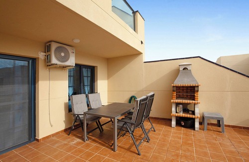 Pajara House | Vacation Home "Casa Otoño" with Sea View, Private Terrace & Wi-Fi