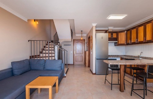 Poris de Abona House | Vacation Home 'Costa Fortuna' with Sea View, Private Terrace and Wi-Fi