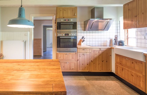 Almdorf House | Vacation home Dörpshus for up to 8 people