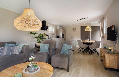 Krachtighuizen House | Vacation home De Bospaddestoel