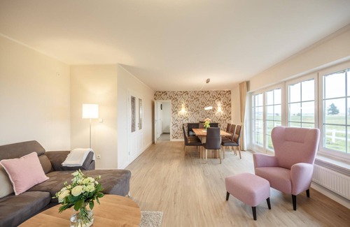 Hattstedtermarsch House | Vacation home Käptns Hus in Hattstedtermarsch for up to 8 people