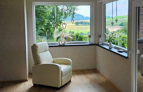 Bodenwerder House | Vacation home Elfenhain: Fantastic view of the Weser & modern furnishings.