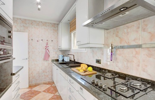 Puerto de la Cruz Villa | Vacation Home "Paraíso" with Sea View, Pool & Wi-Fi