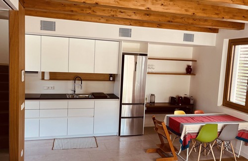 Sant Just Desvern House | Vacation Home with Pool