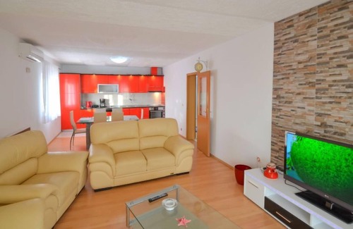 Tinj House | Vacation home Frane by Interhome