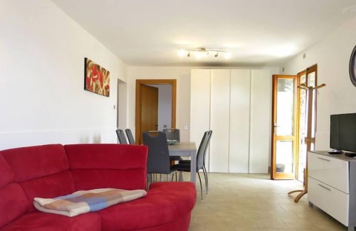 Colmegna House | Vacation home Fiorella in Luino - 8 persons, 4 bedrooms