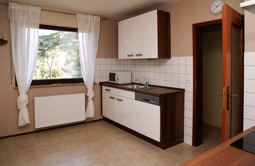 Walmsburg House | Vacation home for 4 people, fantastic location, pets welcome, sunbathing lawn