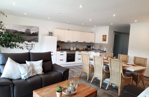 Hamberge House | Vacation home for 6 persons! 100 m²! At ground level! Wheelchair! Trave! Outskirts of Lübeck!
