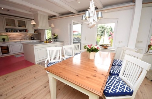 Augustenhof House | Vacation home for 8 guests with 220m² in Heringsdorf (286305)