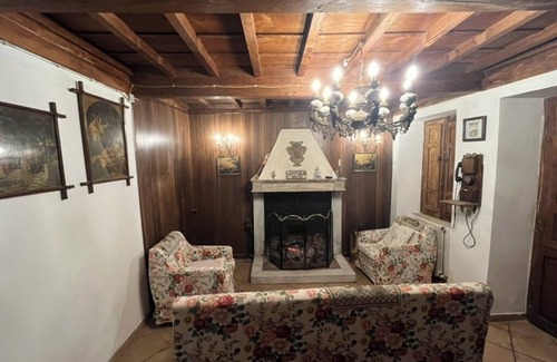 Pescorocchiano House | Vacation home for relaxation with panoramic views or even hiking, nature and cooking.