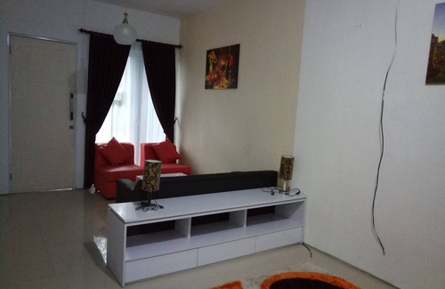 Sidoarjo House | VACATION HOME FOR RENT. HAPPY VACATION EVERYONE.