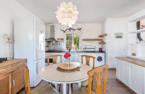 Galifa House | Vacation Home "Galifador" with Mountain View, Private Pool & Wi-Fi