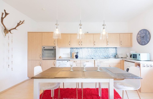 Rosenkranz House | Vacation home Grenzhaus am See for up to 8 people