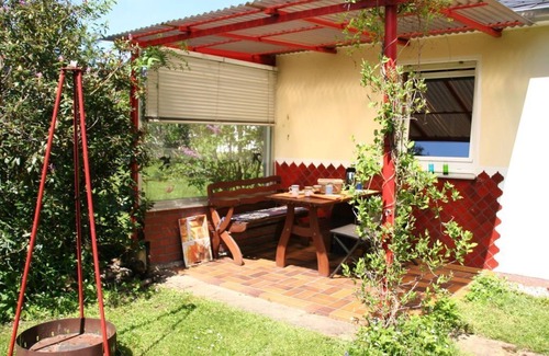 Kell am See House | Vacation home "Hühnerhaus" - vacation home, shower and bathtub, non-smoking