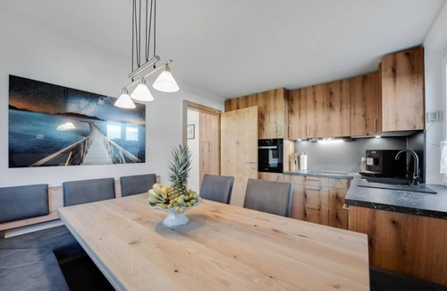 Dorfgastein House | Vacation home Heidi - Holiday home, shower and bath, WC, 3 bedrooms